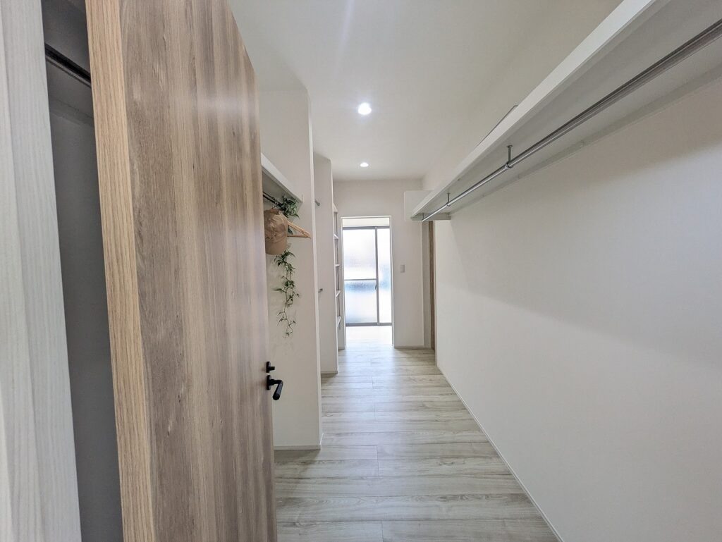 ナチュラルインテリアが心地いい「蔵」のある家