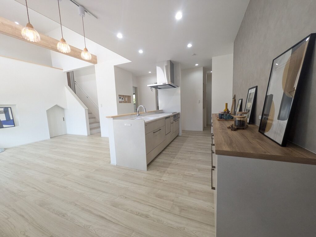 ナチュラルインテリアが心地いい「蔵」のある家