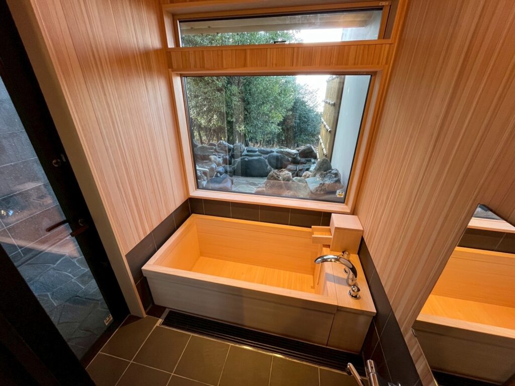 「古を慈しみ、今を遊ぶ」 四季を愛でる令和の別荘