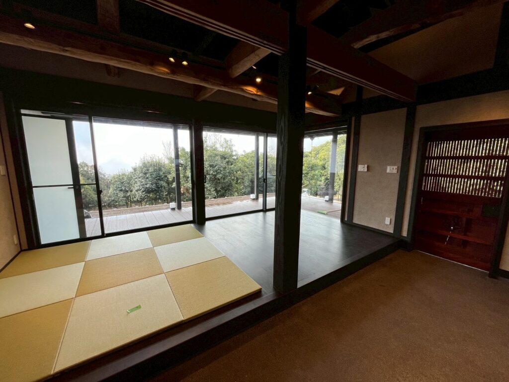 「古を慈しみ、今を遊ぶ」 四季を愛でる令和の別荘